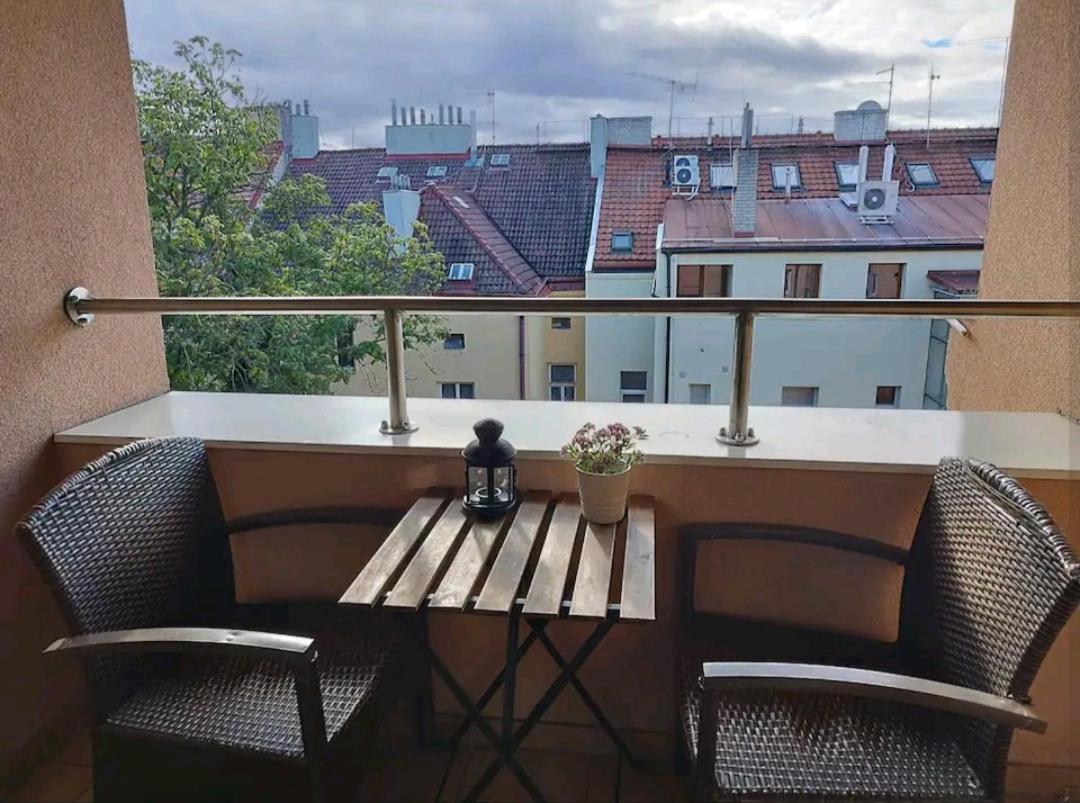 Cozy Rooftop With Balcony Praha Eksteriør bilde